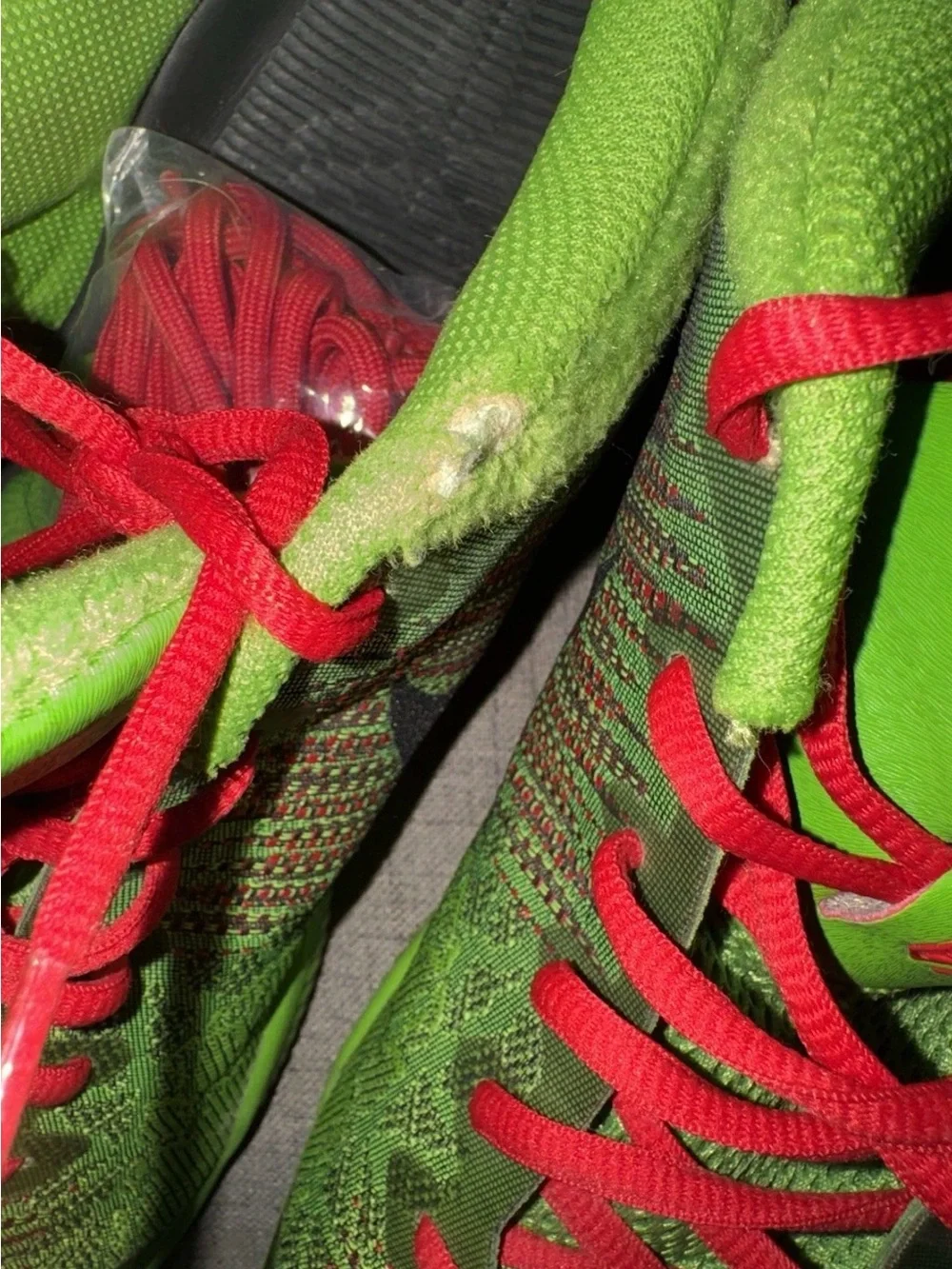 Nike lightweight knit